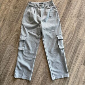 White fox boutique grey pants size xs